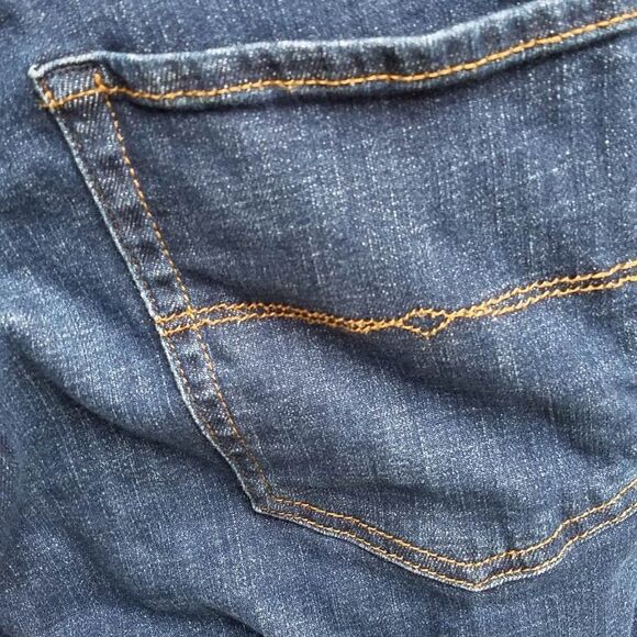 Lucky Brand 221 Straight Jeans size 31/30 - Picture 4 of 10